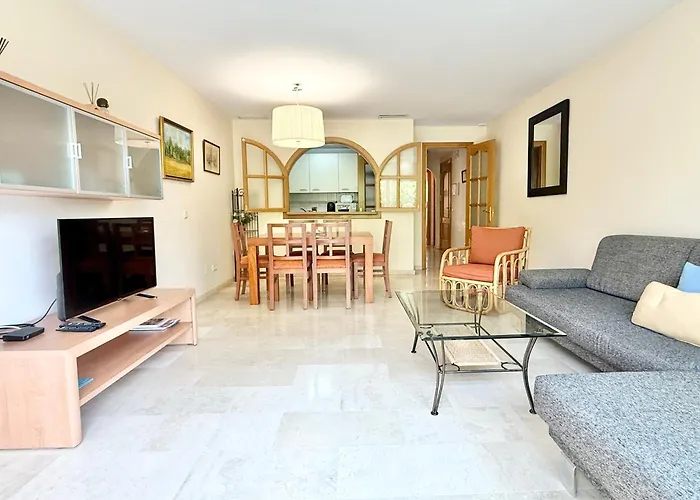 Apartman Center Ii - Eaw Homes